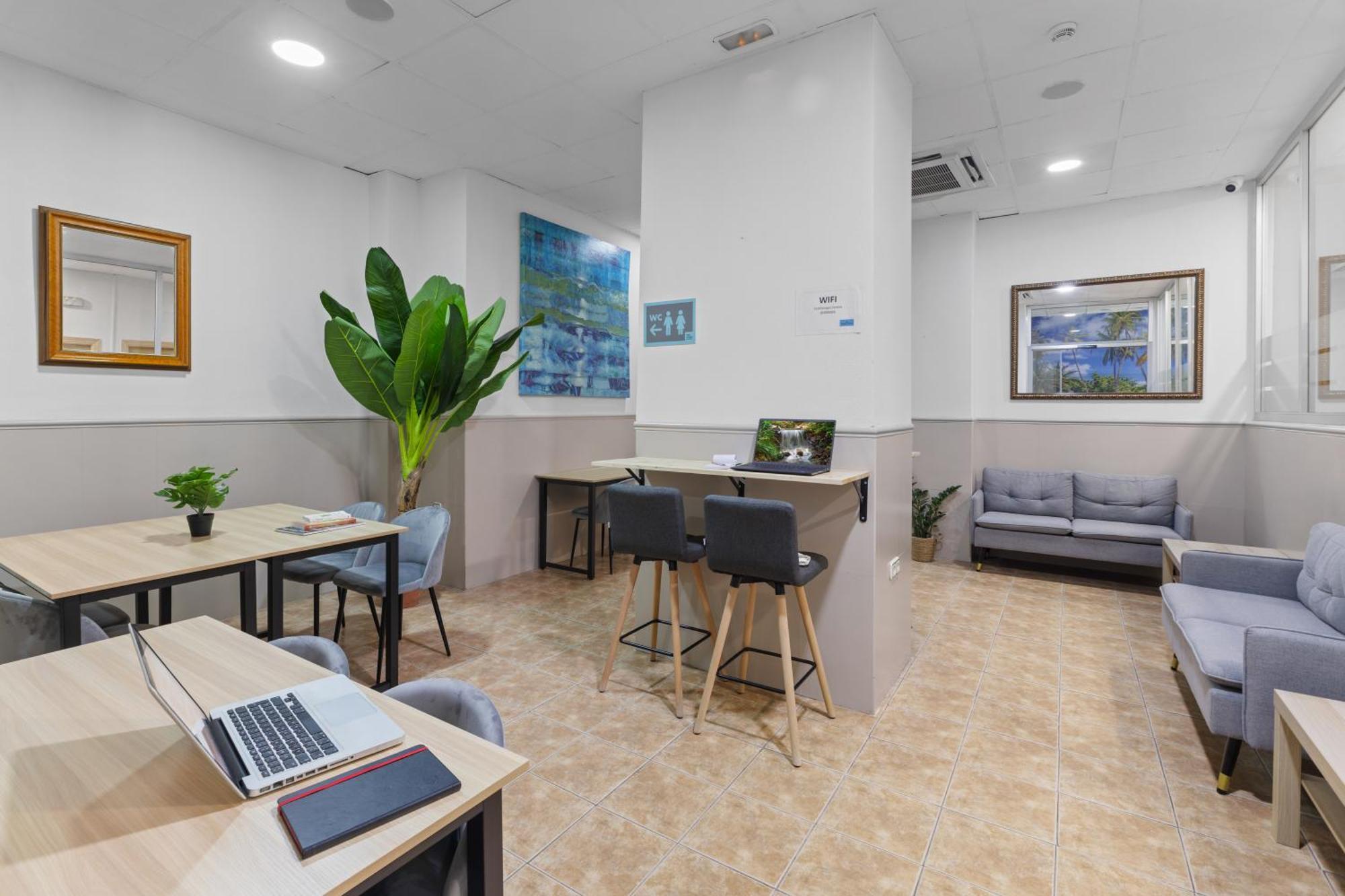 Vas Malaga Ciudad酒店 外观 照片
